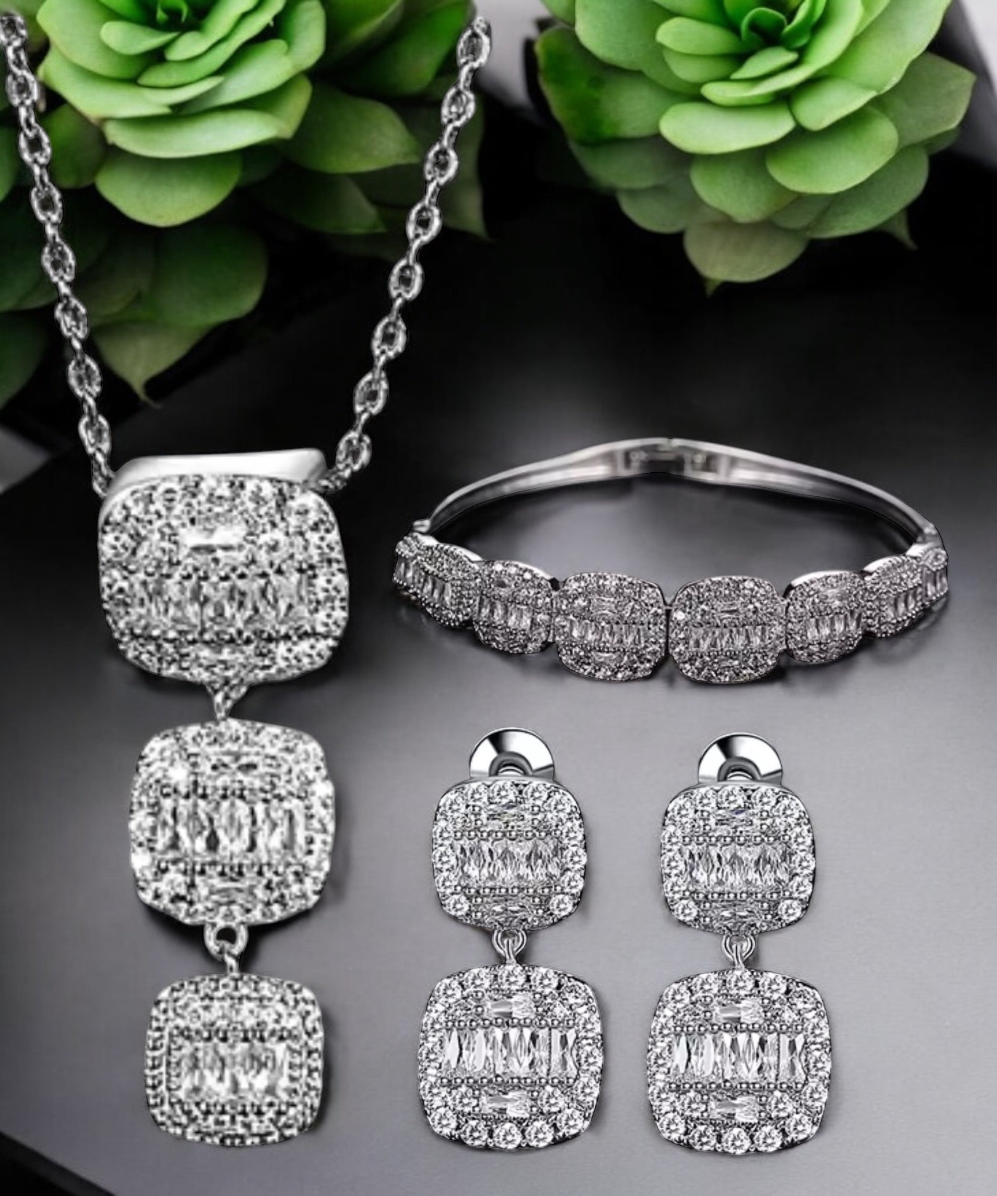 Kiara Luxe Radiance Statement Jewelry Set