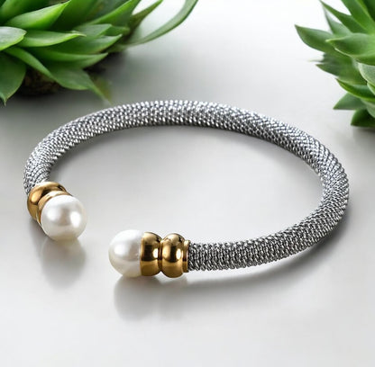 Pearl Luster Bracelet