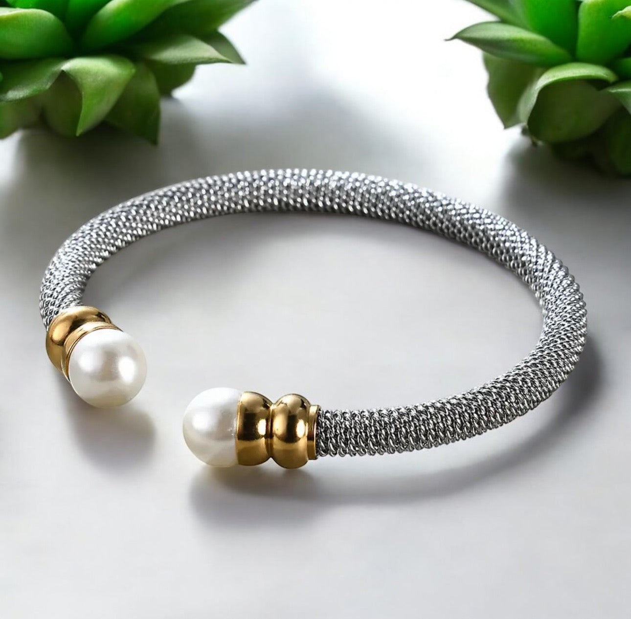 Pearl Luster Bracelet