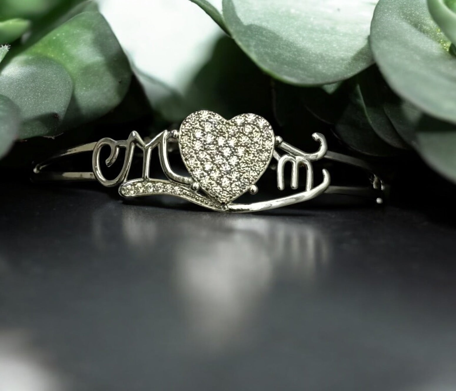 Mom Heart Bracelet